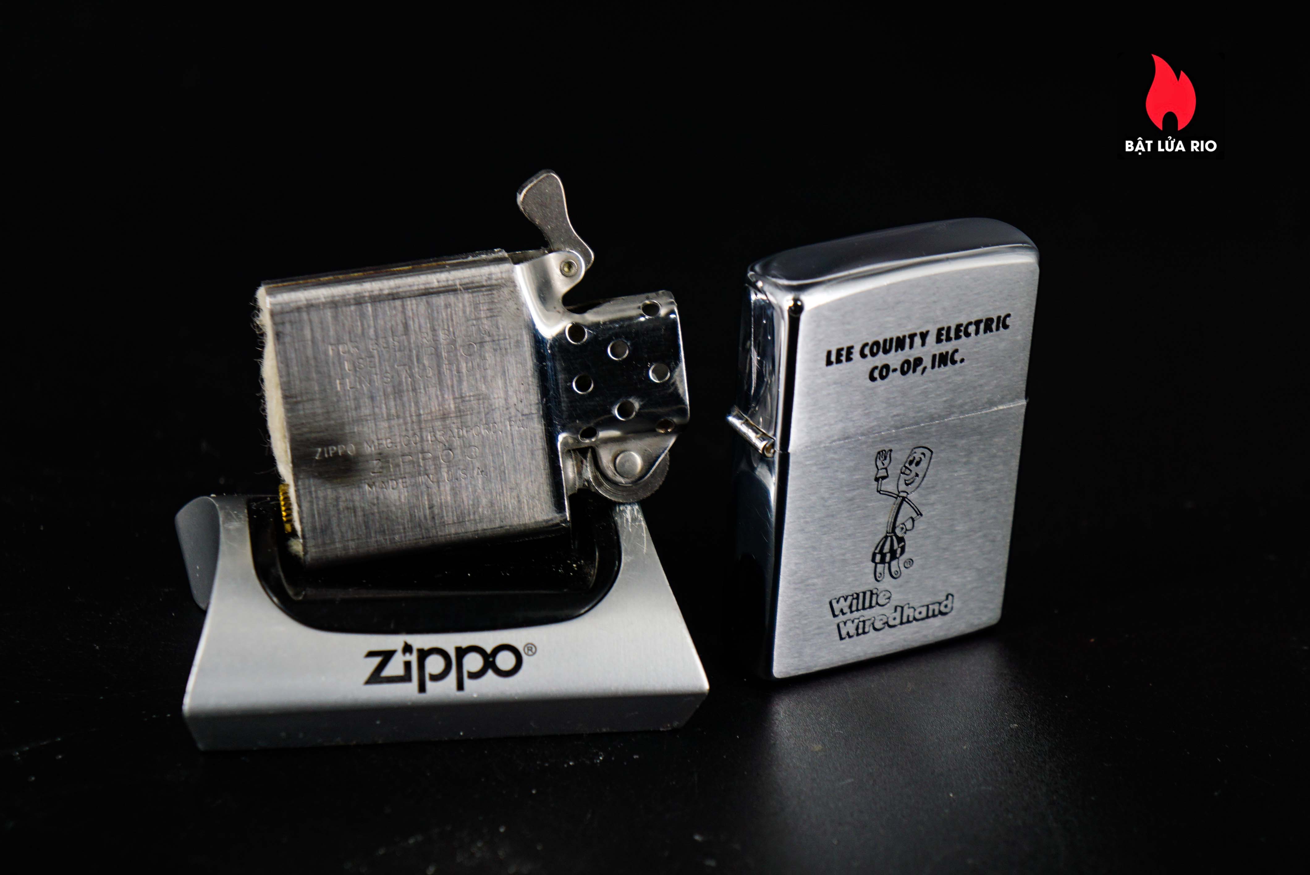 Zippo Xưa 1974 – Willie Wiredhand 3