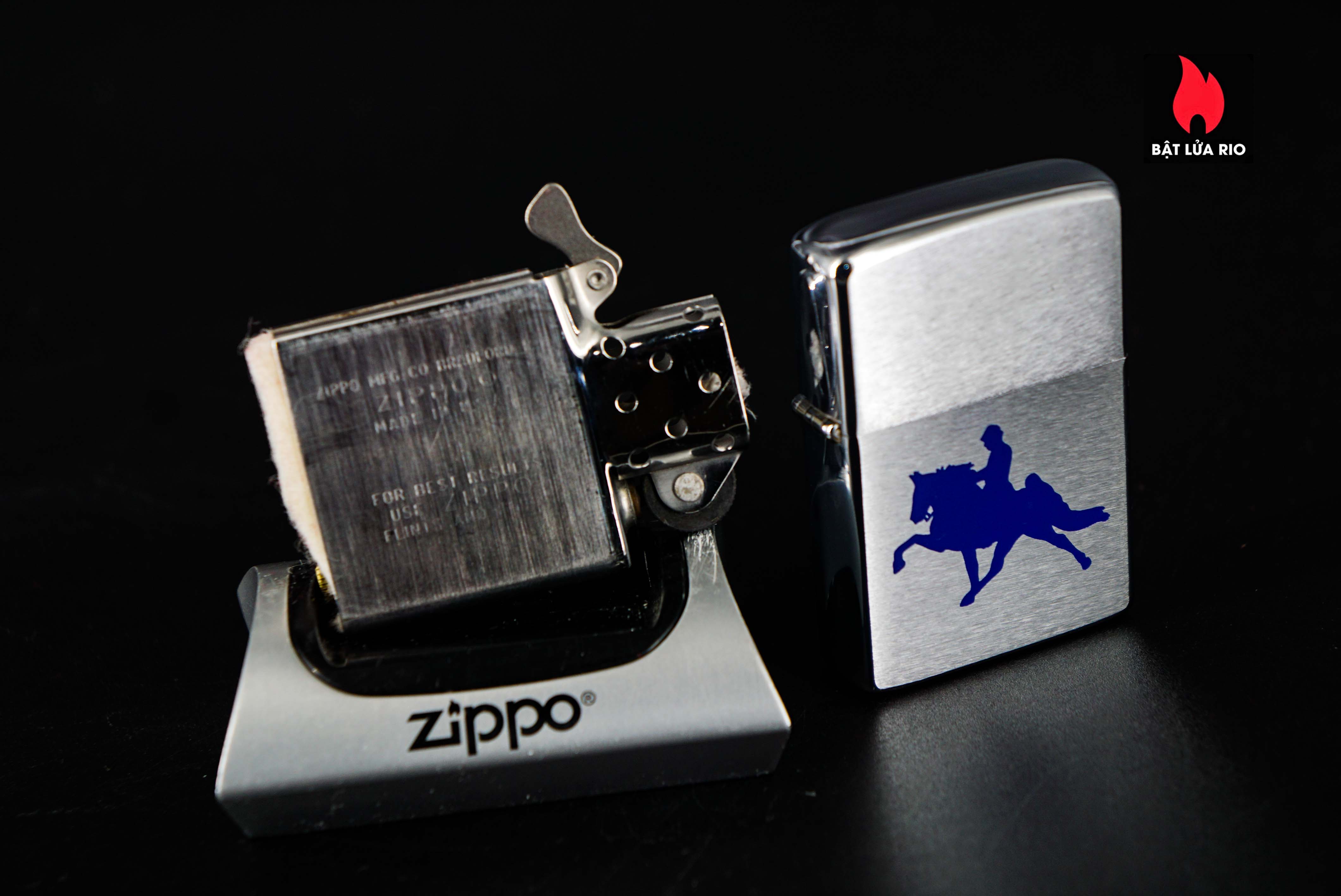 Zippo Xưa 1975 – Tennessee Walking Horse 5