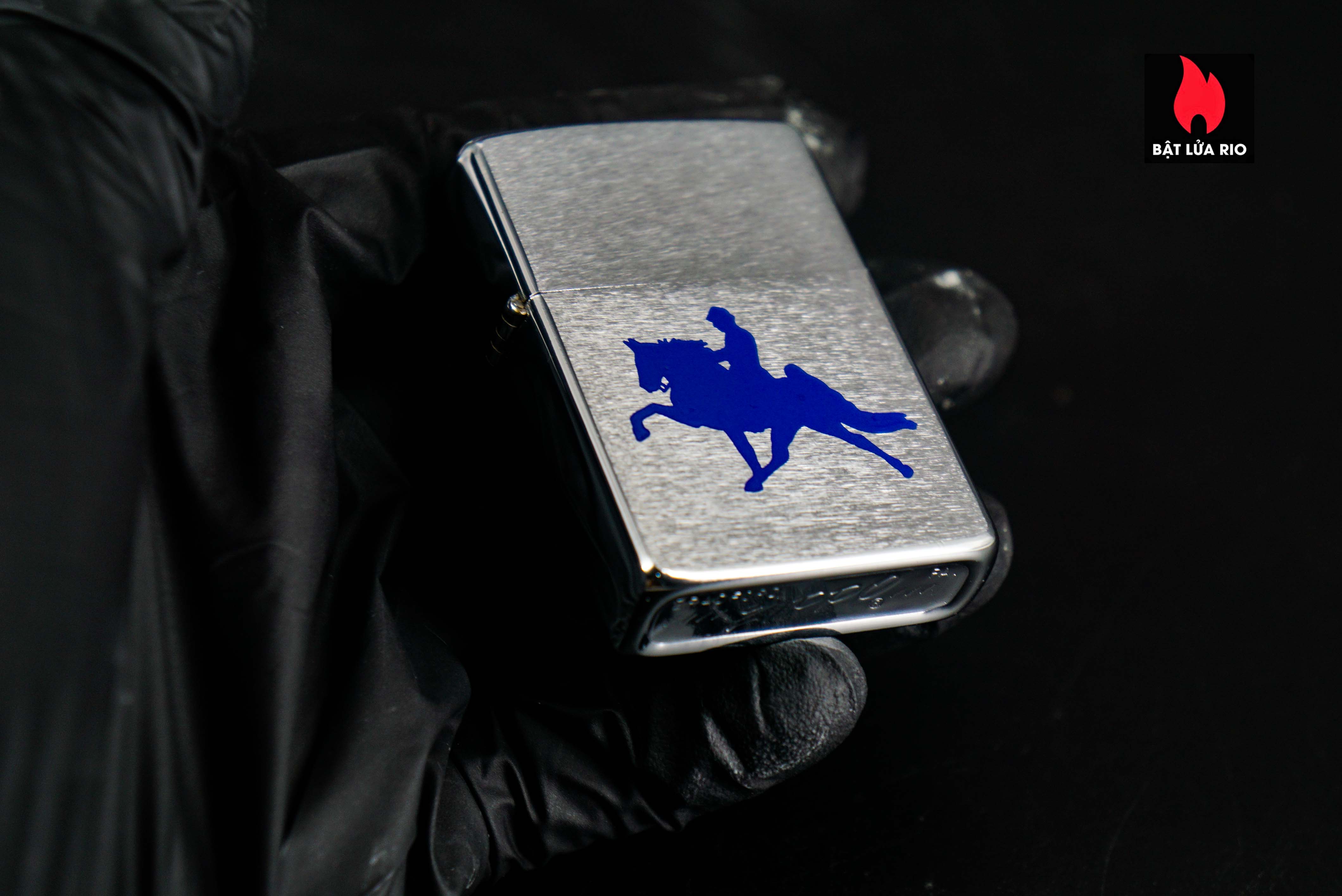 Zippo Xưa 1975 – Tennessee Walking Horse 8