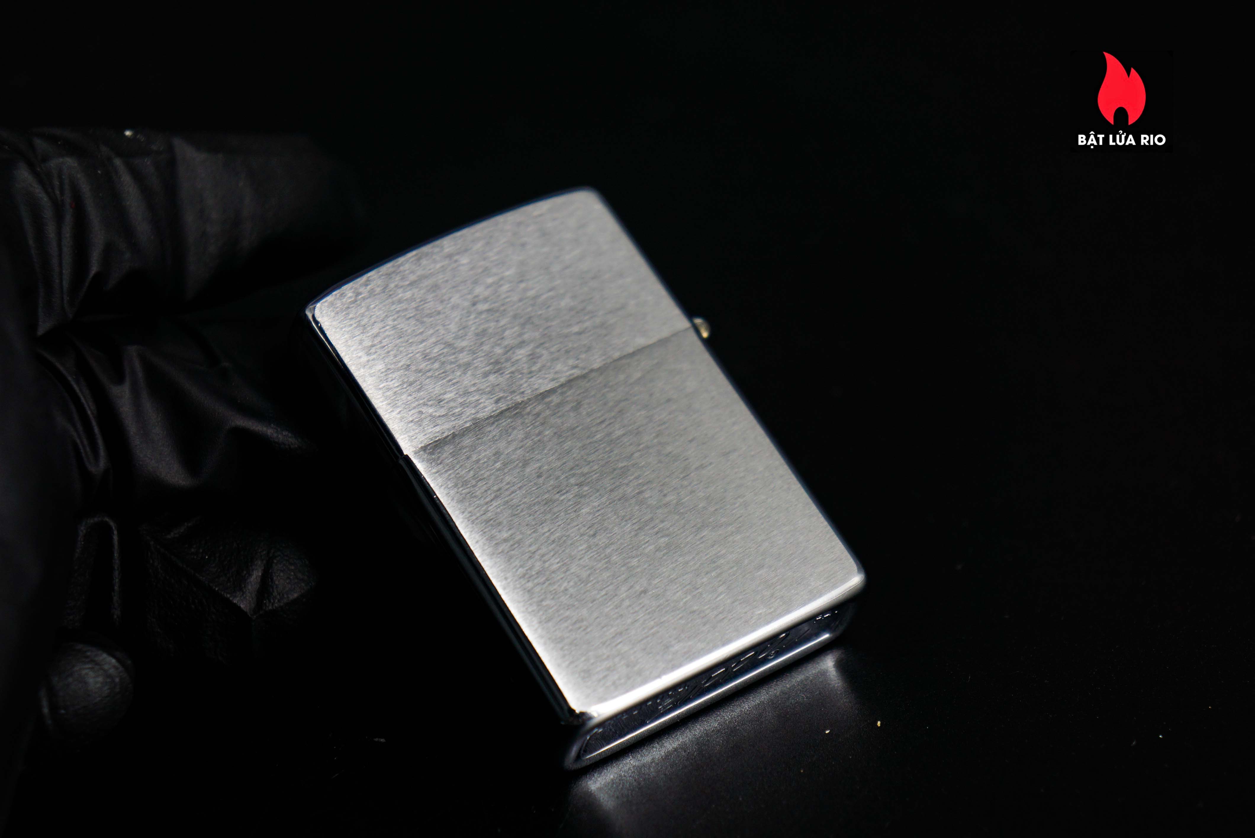 Zippo Xưa 1979 – John Deere 31 Zippo Xưa 1979 – John Deere 5