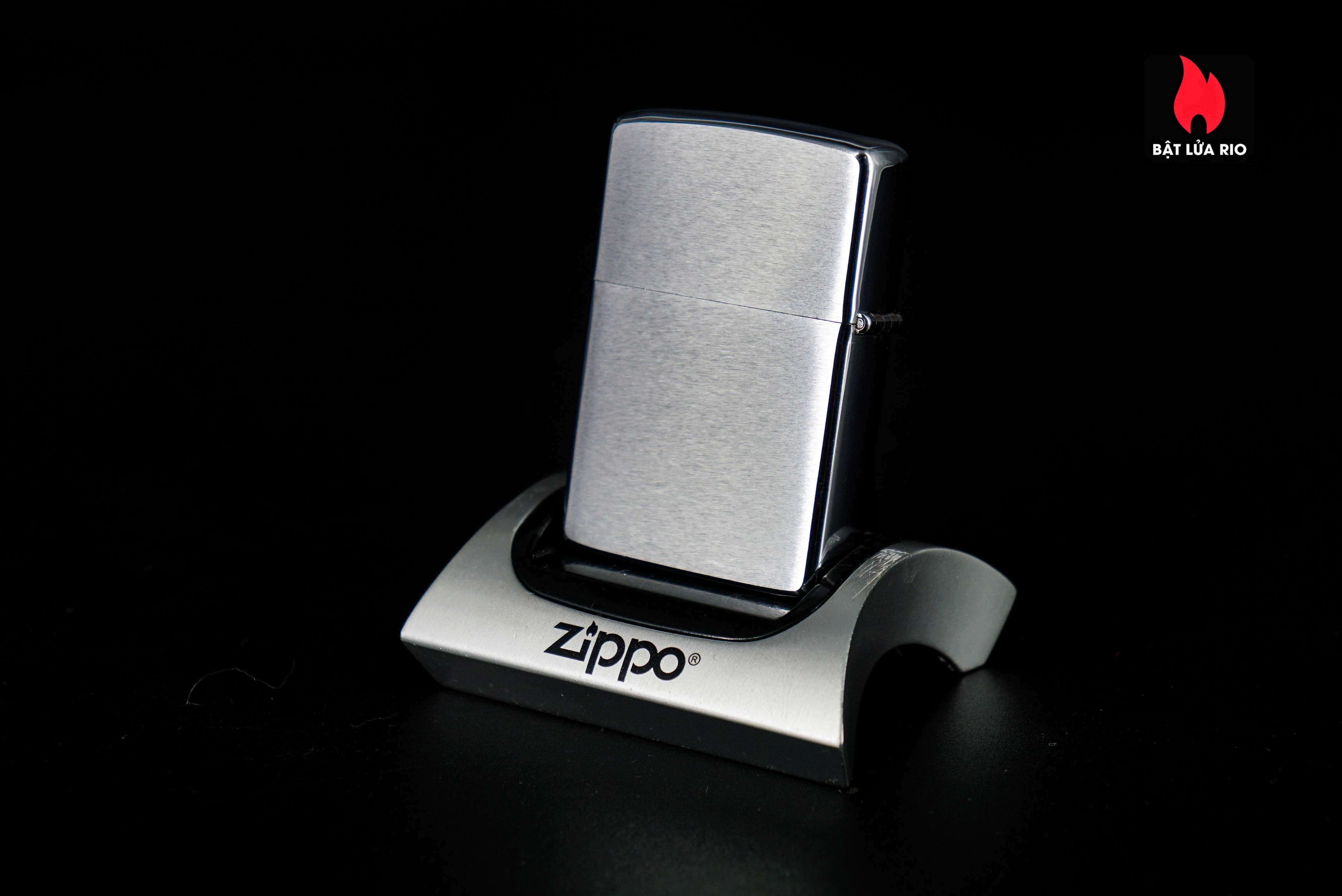 Zippo Xưa 1979 – John Deere 27 Zippo Xưa 1979 – John Deere 9