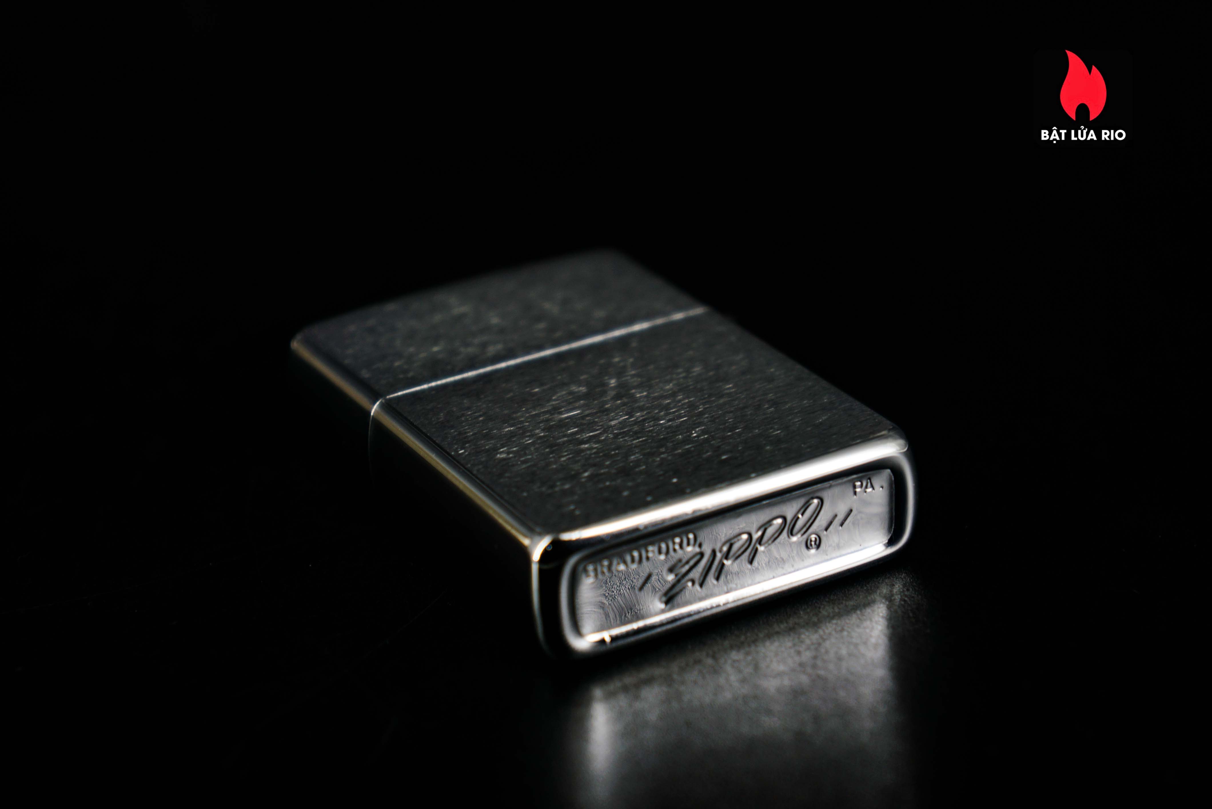 Zippo Xưa 1979 – Officials’ Football Hand Signals 1