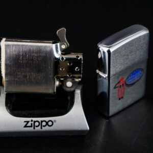 Zippo Xưa 1979 – Yant Equipment Co 2