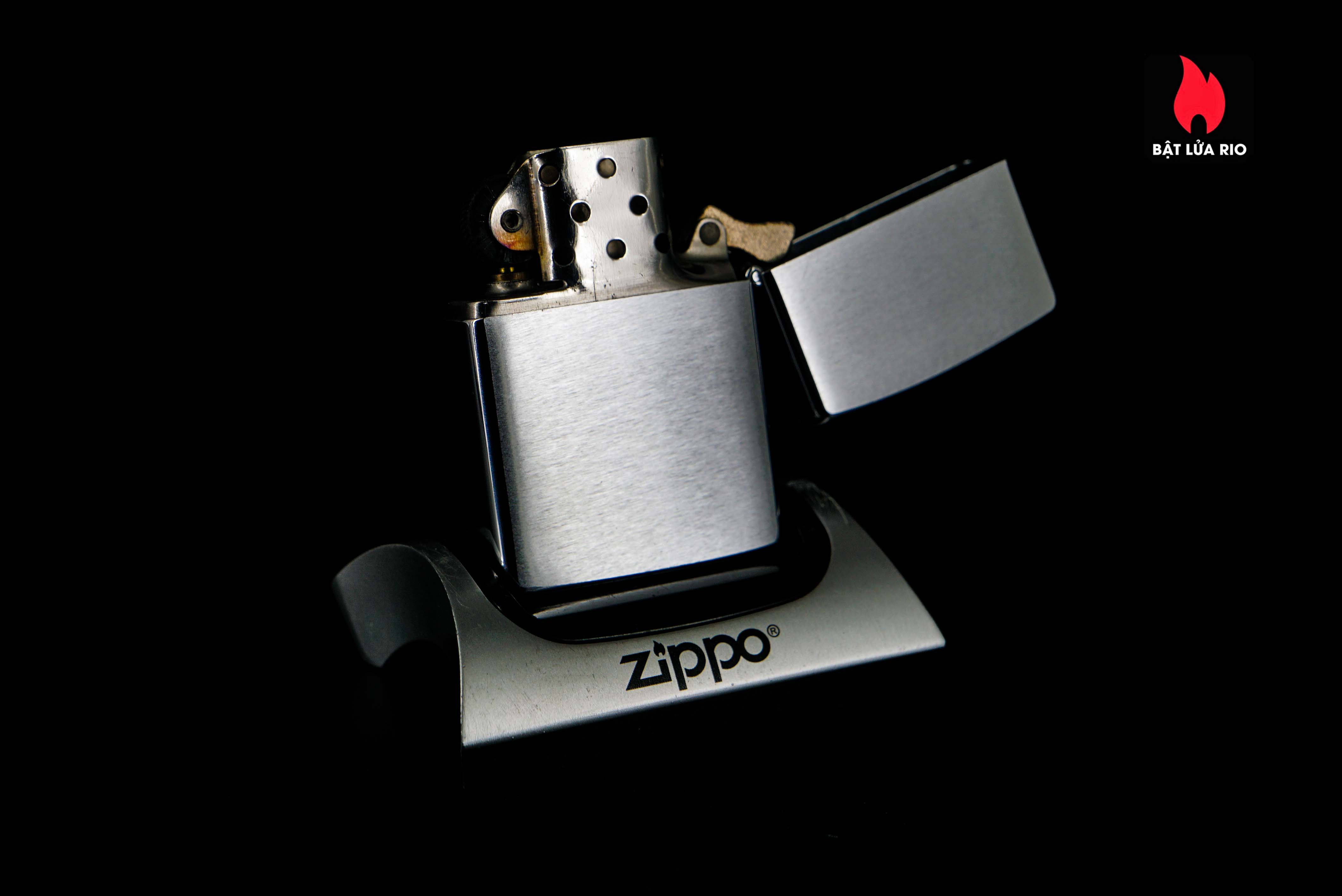 Zippo Xưa 1979 – Yant Equipment Co 7