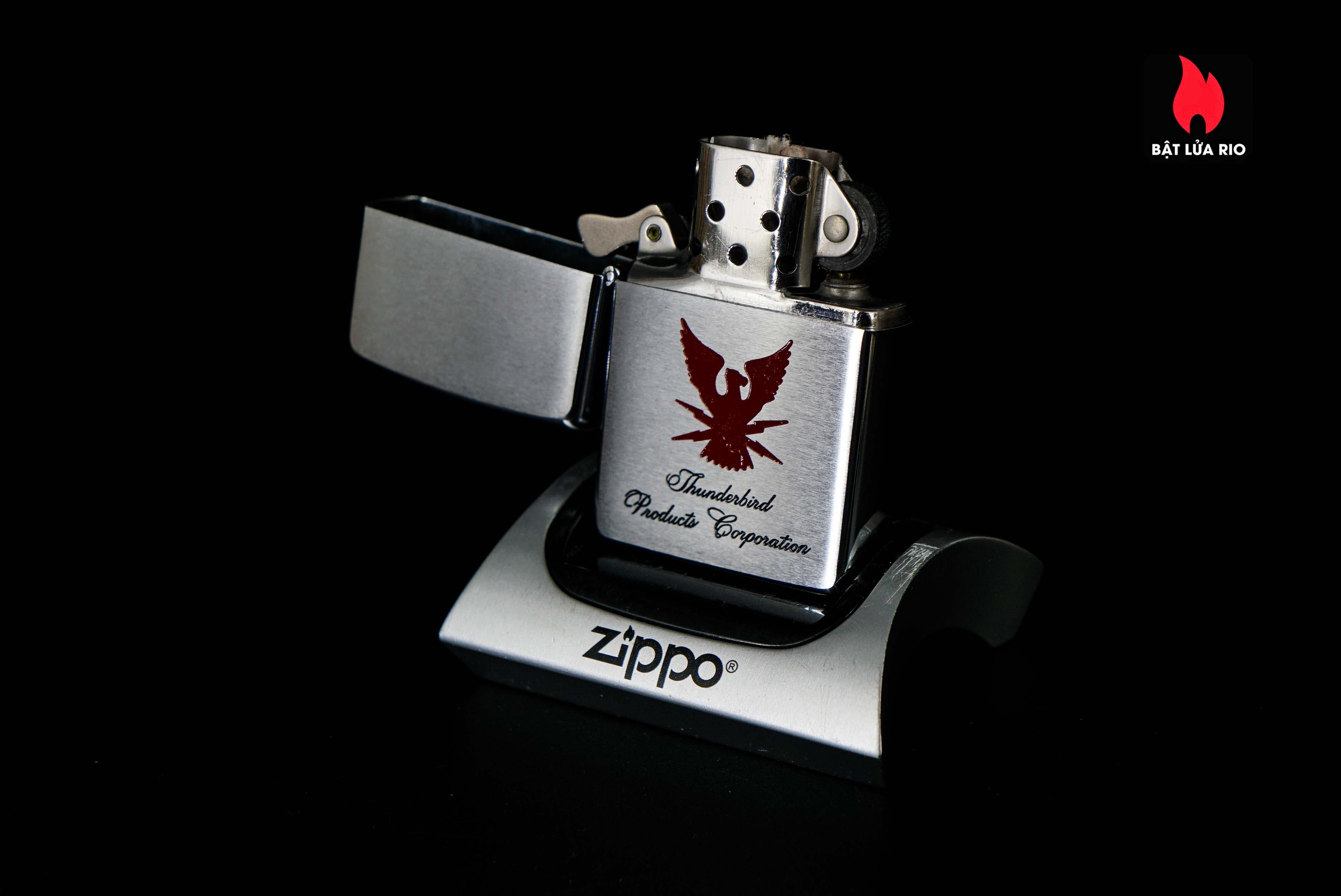 Zippo Xưa 1969 – ThunderBird Products Corporation 10