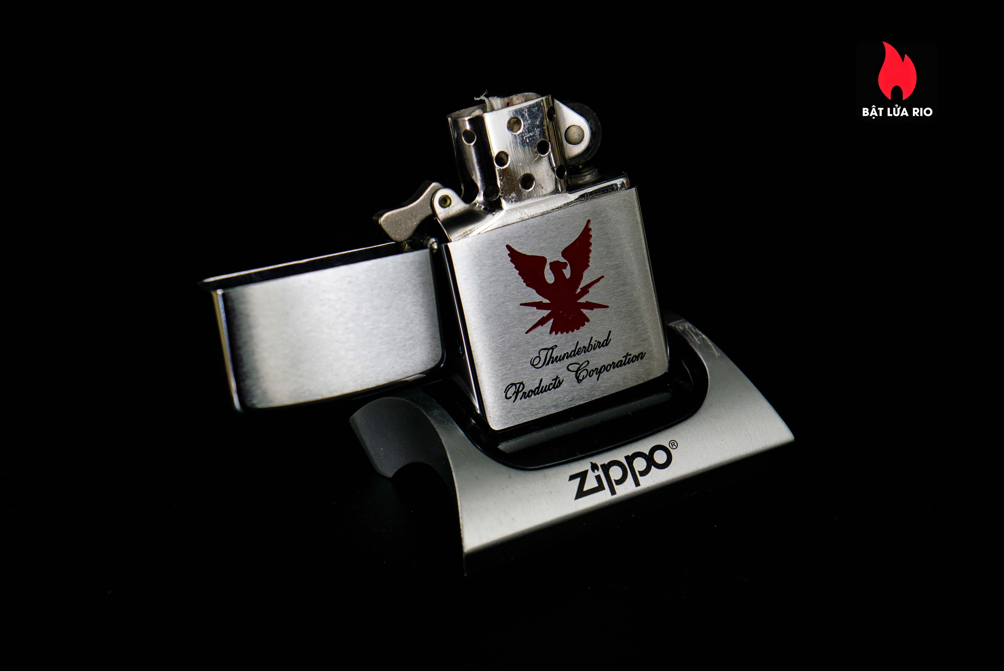 Zippo Xưa 1969 – ThunderBird Products Corporation 9