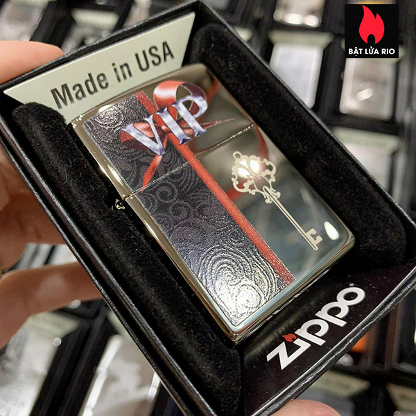 Zippo 150 Vip and Key 2