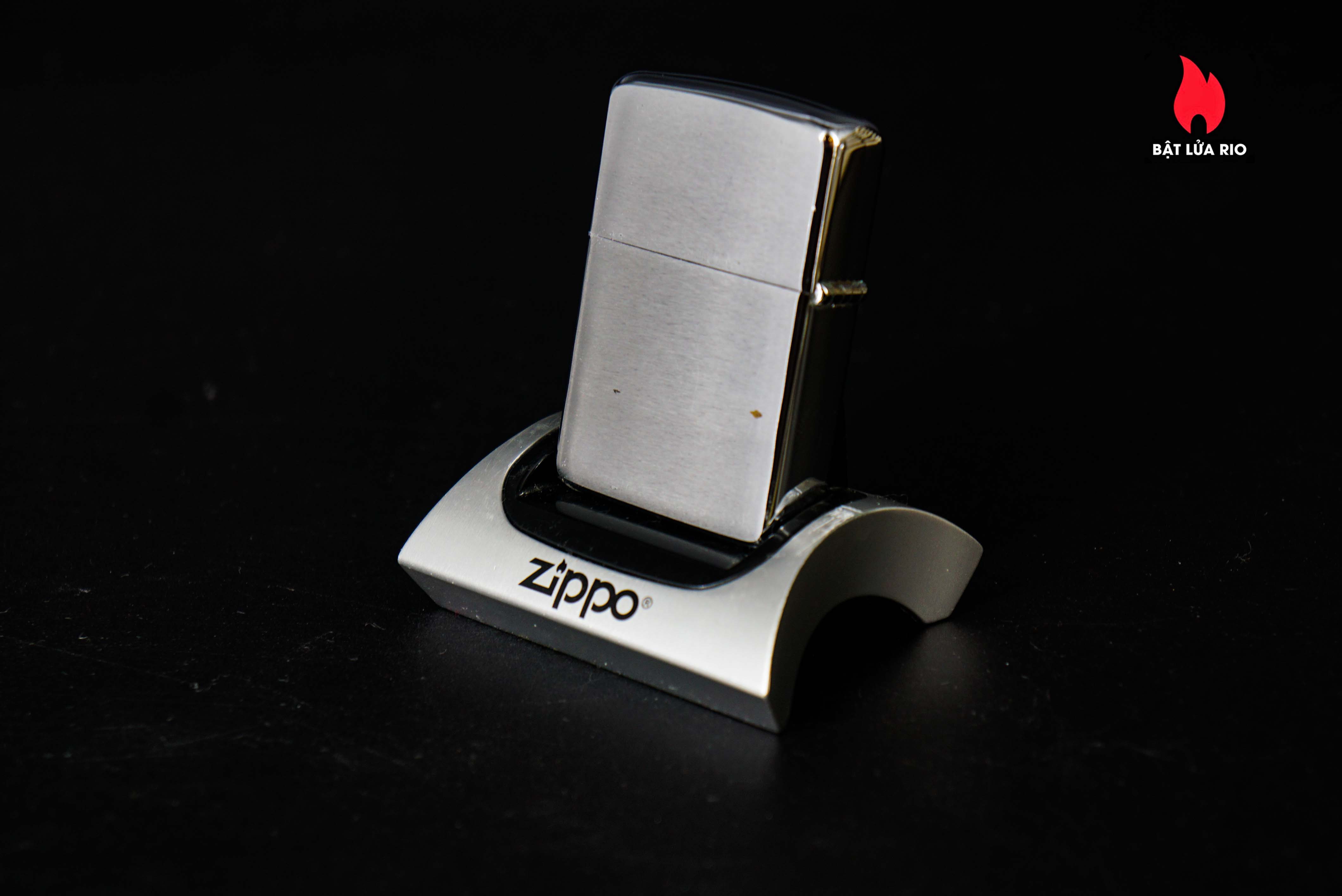 Zippo Xưa 1967 – Michelin 9