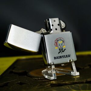 Zippo Xưa 1968 – Miss Dairylea 9
