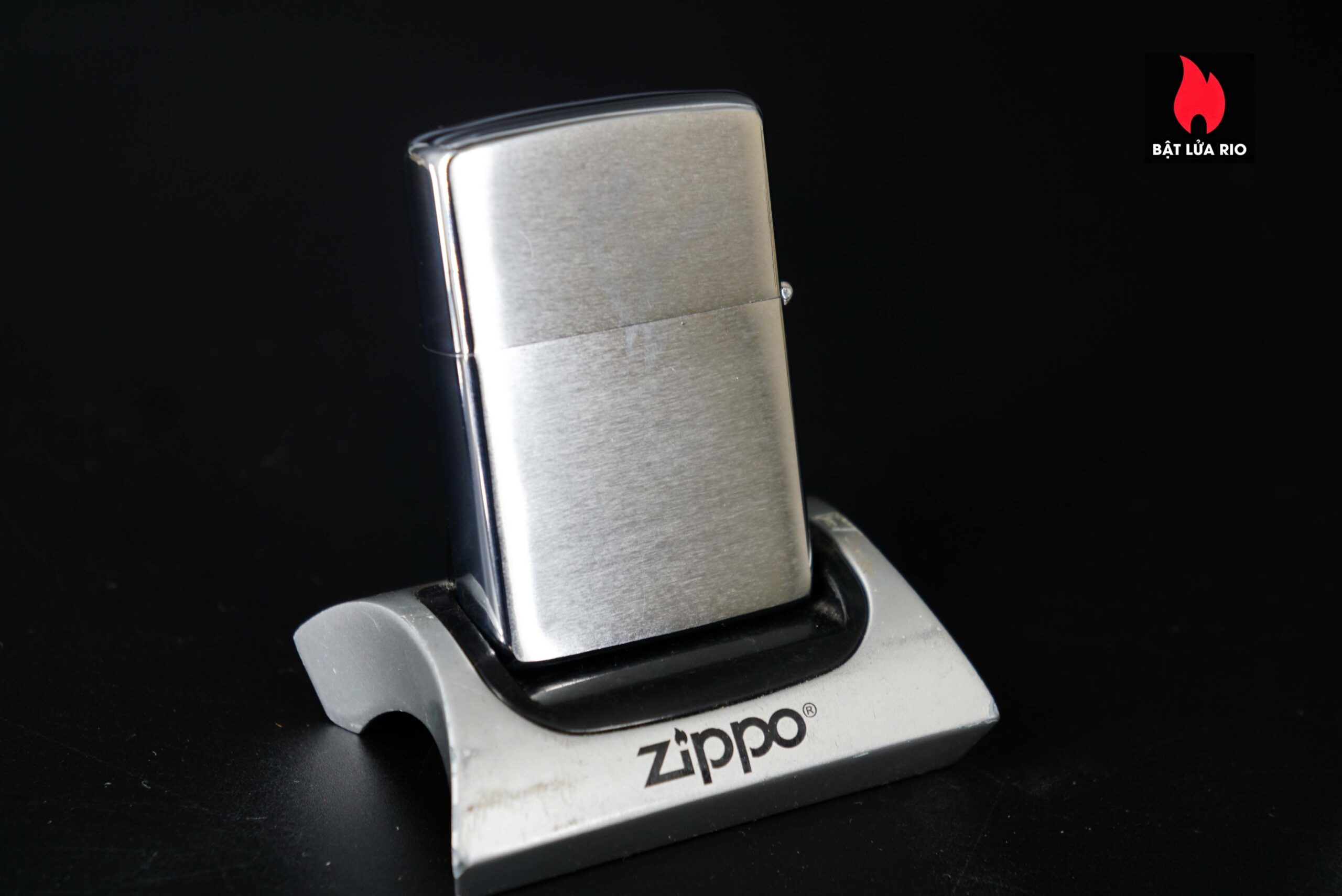 Zippo Xưa 1968 – Saturn Airways 26 Zippo Xưa 1968 – Saturn Airways 11