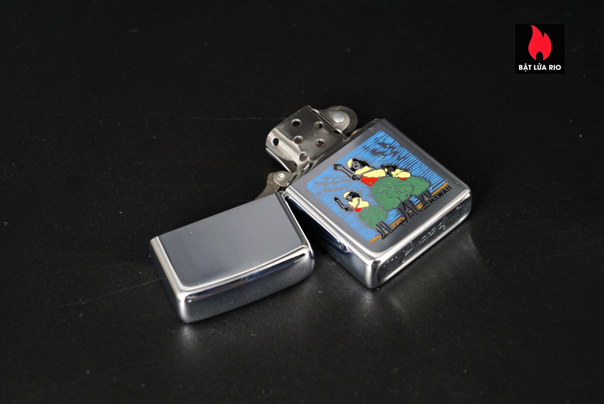 Zippo Xưa 1976 – Hawaii Hula Girl 11
