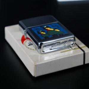 Zippo Xưa 1976 – Hawaii Hula Girl 5