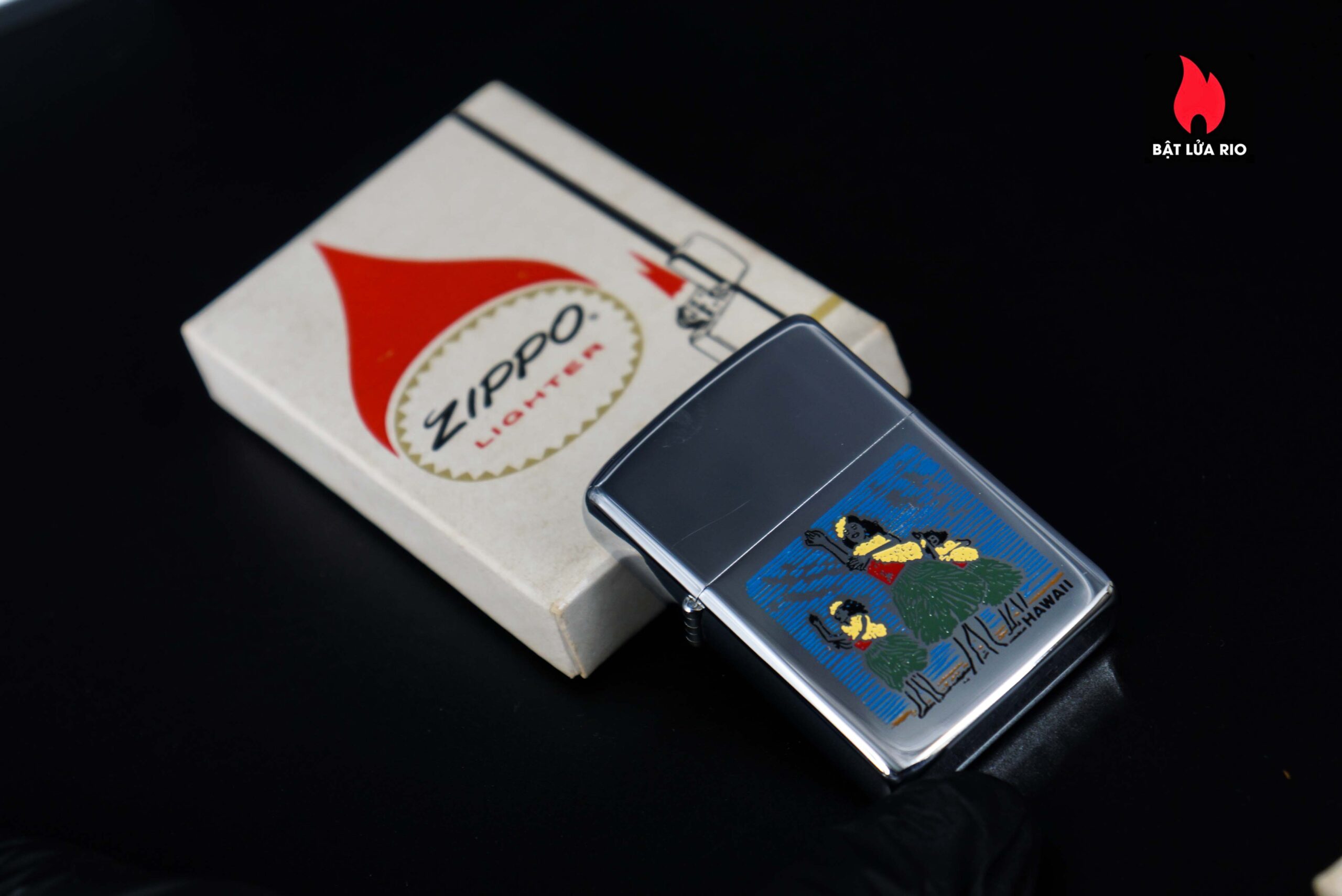 Zippo Xưa 1976 – Hawaii Hula Girl 6