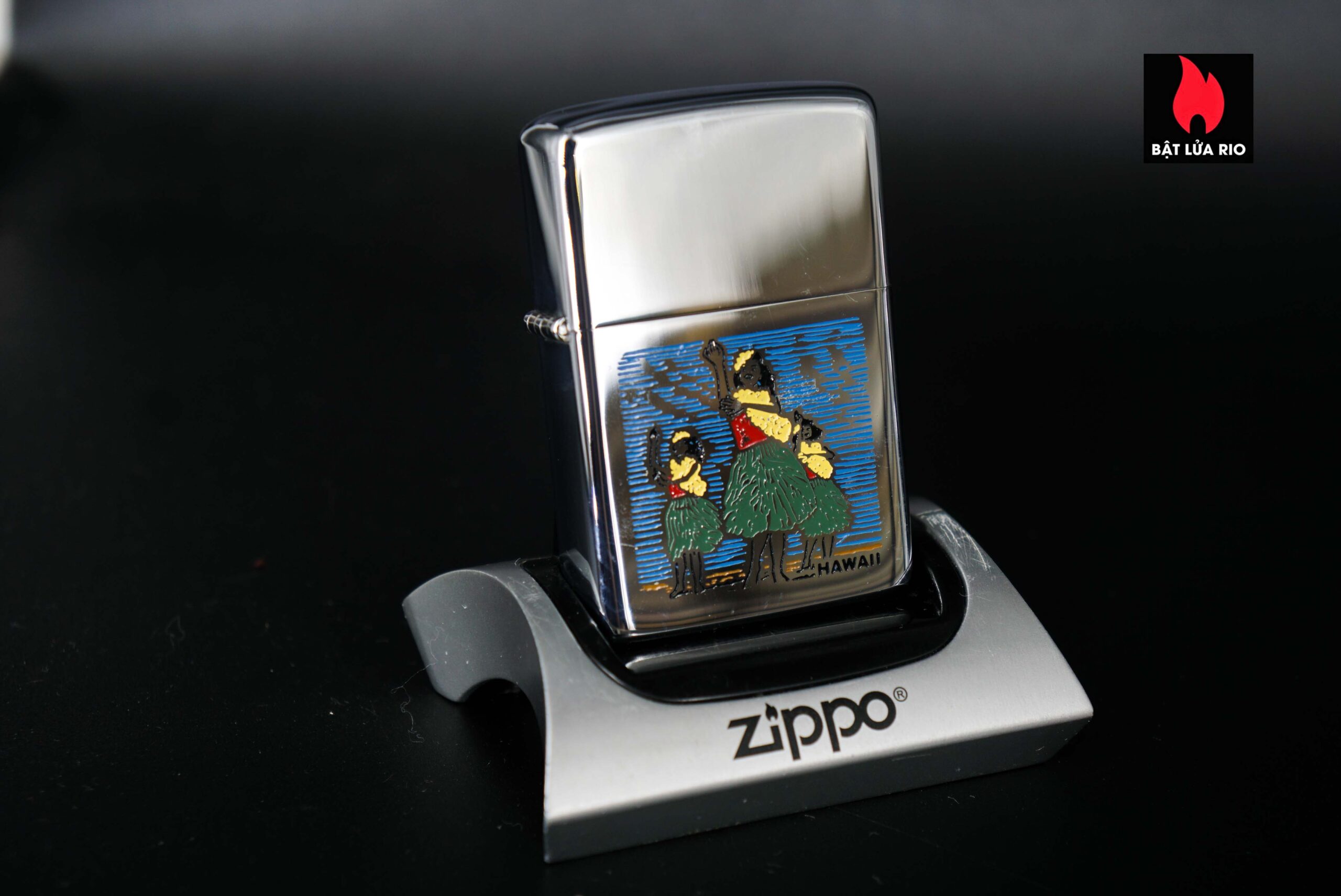 Zippo Xưa 1976 – Hawaii Hula Girl
