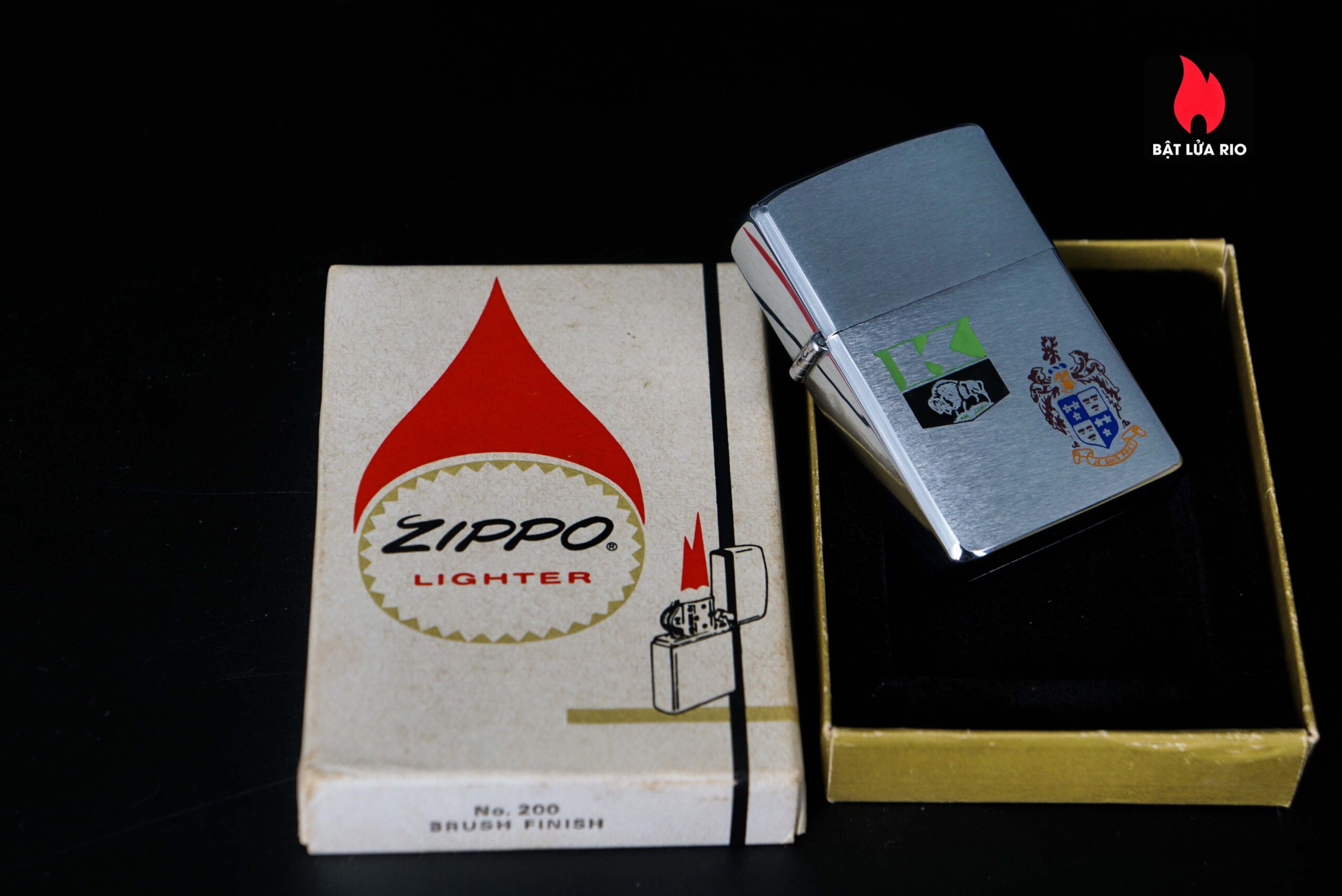 Zippo Xưa 1979 – Kaiser-Frazer 1