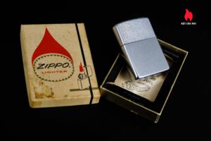 Zippo Xưa 1975 – Monter's Restaurant 4