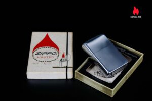 Zippo Xưa 1976 – Dukes Duquesne University 7