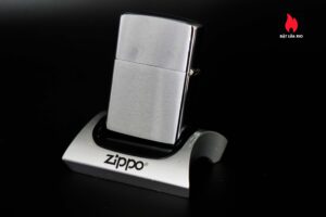 Zippo Xưa 1981 – P&E Distributors 10