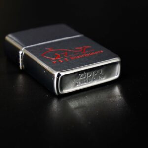 Zippo Xưa 1981 – P&E Distributors 13