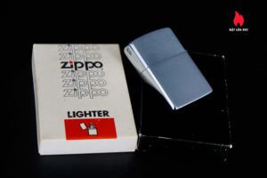 Zippo Xưa 1981 – P&E Distributors 4