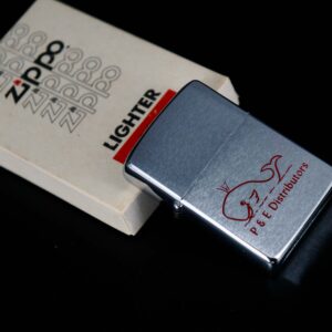 Zippo Xưa 1981 – P&E Distributors 6