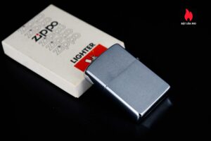 Zippo Xưa 1981 – P&E Distributors 8