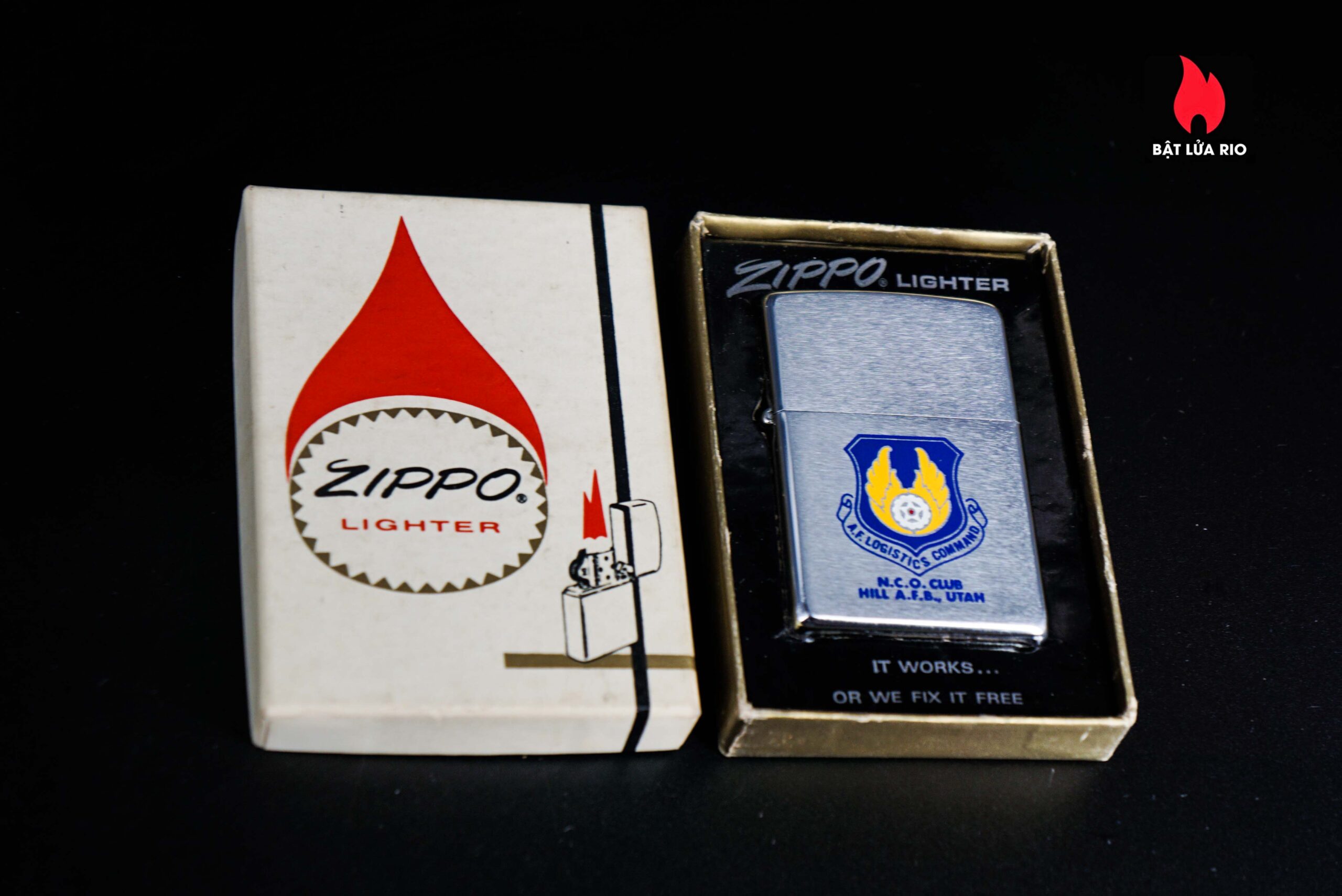 Zippo Xưa 1971 – A.F Logistics Command 12 Zippo Xưa 1971 – A.F Logistics Command 1