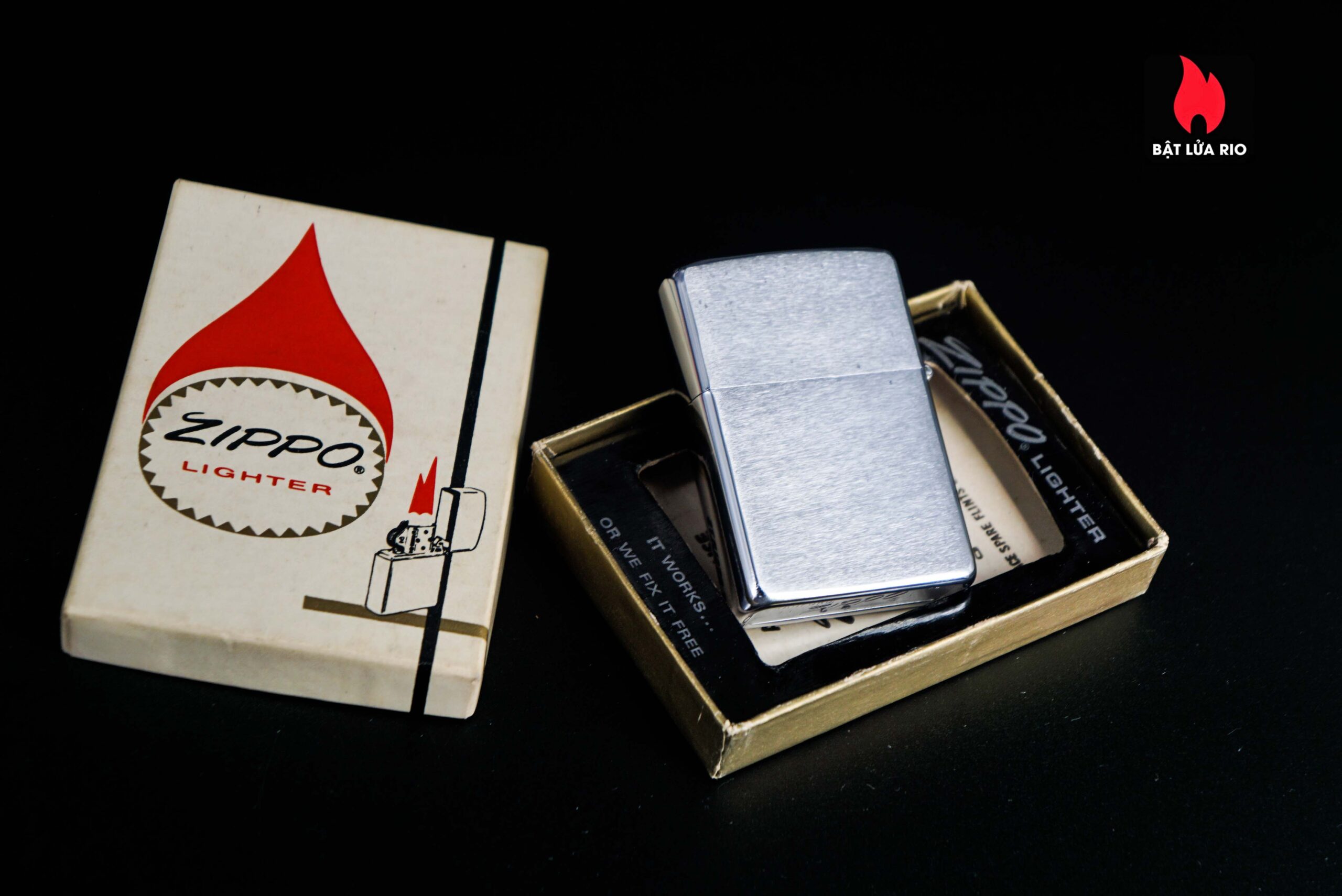 Zippo Xưa 1971 – A.F Logistics Command 9 Zippo Xưa 1971 – A.F Logistics Command 4