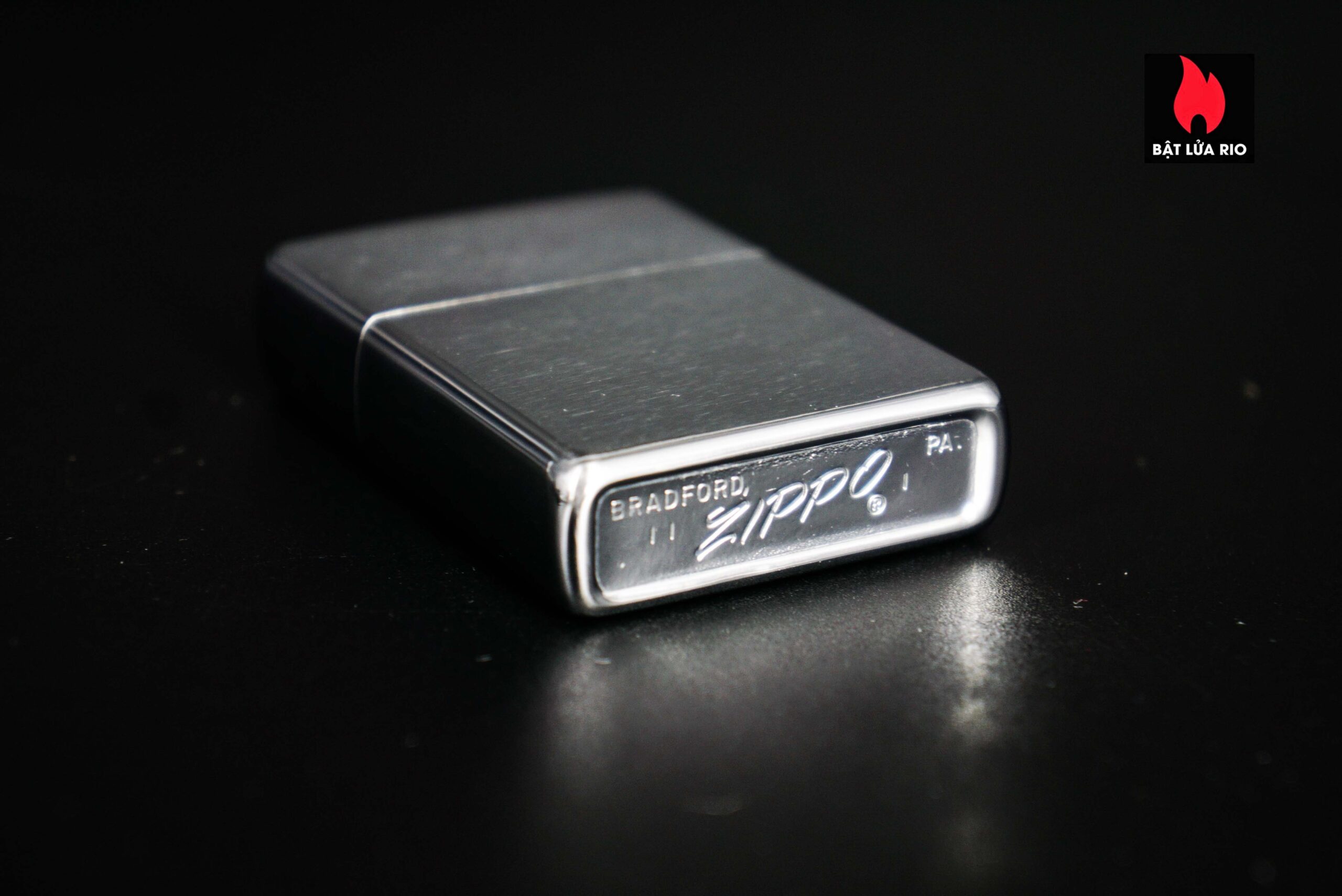 Zippo Xưa 1971 – A.F Logistics Command 5 Zippo Xưa 1971 – A.F Logistics Command 8
