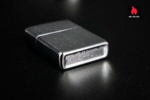 Zippo Canada 1975-1986 – Canada Vaneers 5