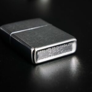Zippo Canada 1975-1986 – Canada Vaneers 5