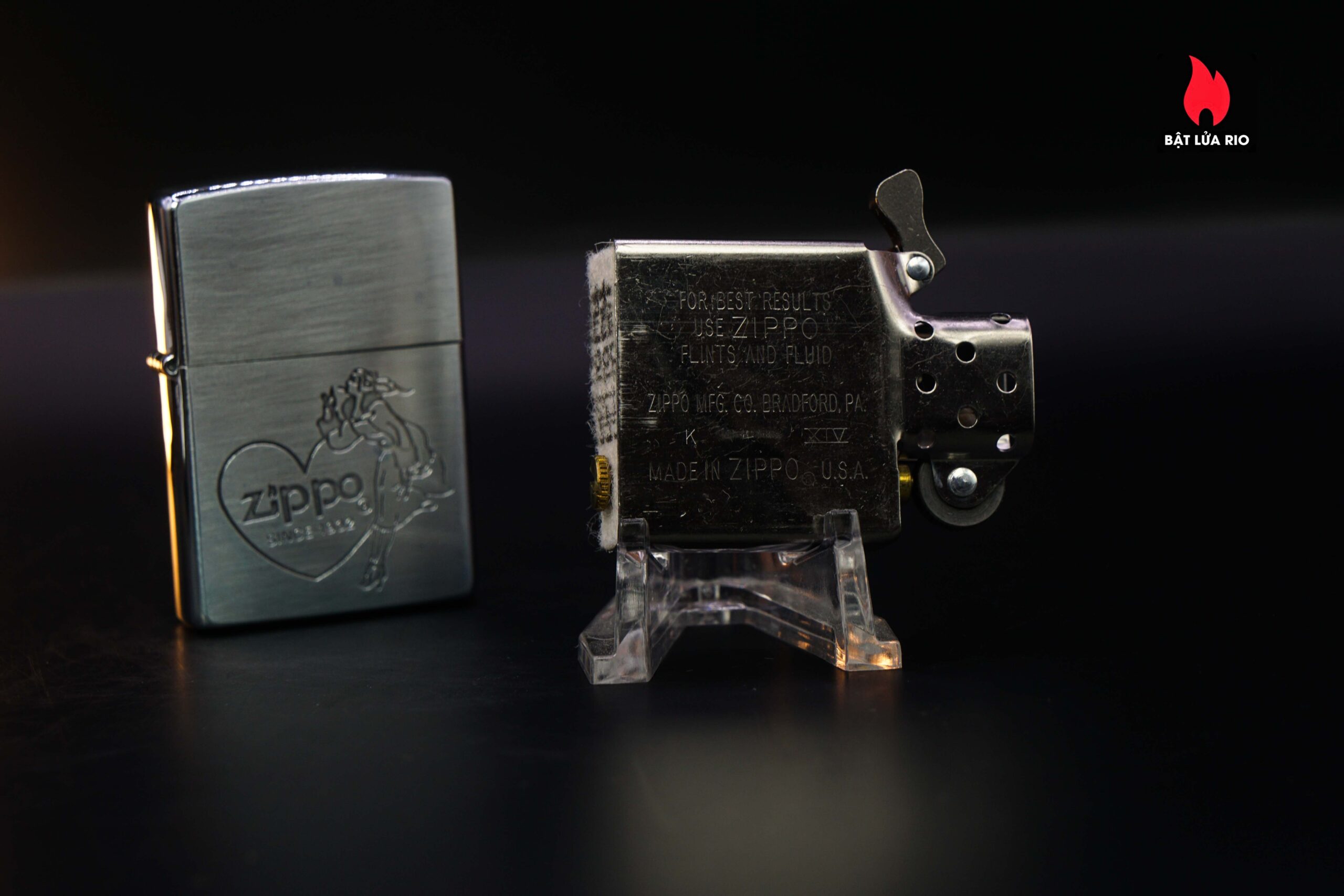Zippo La Mã 1999 – Windy Girl 27 Zippo La Mã 1999 – Windy Girl 11