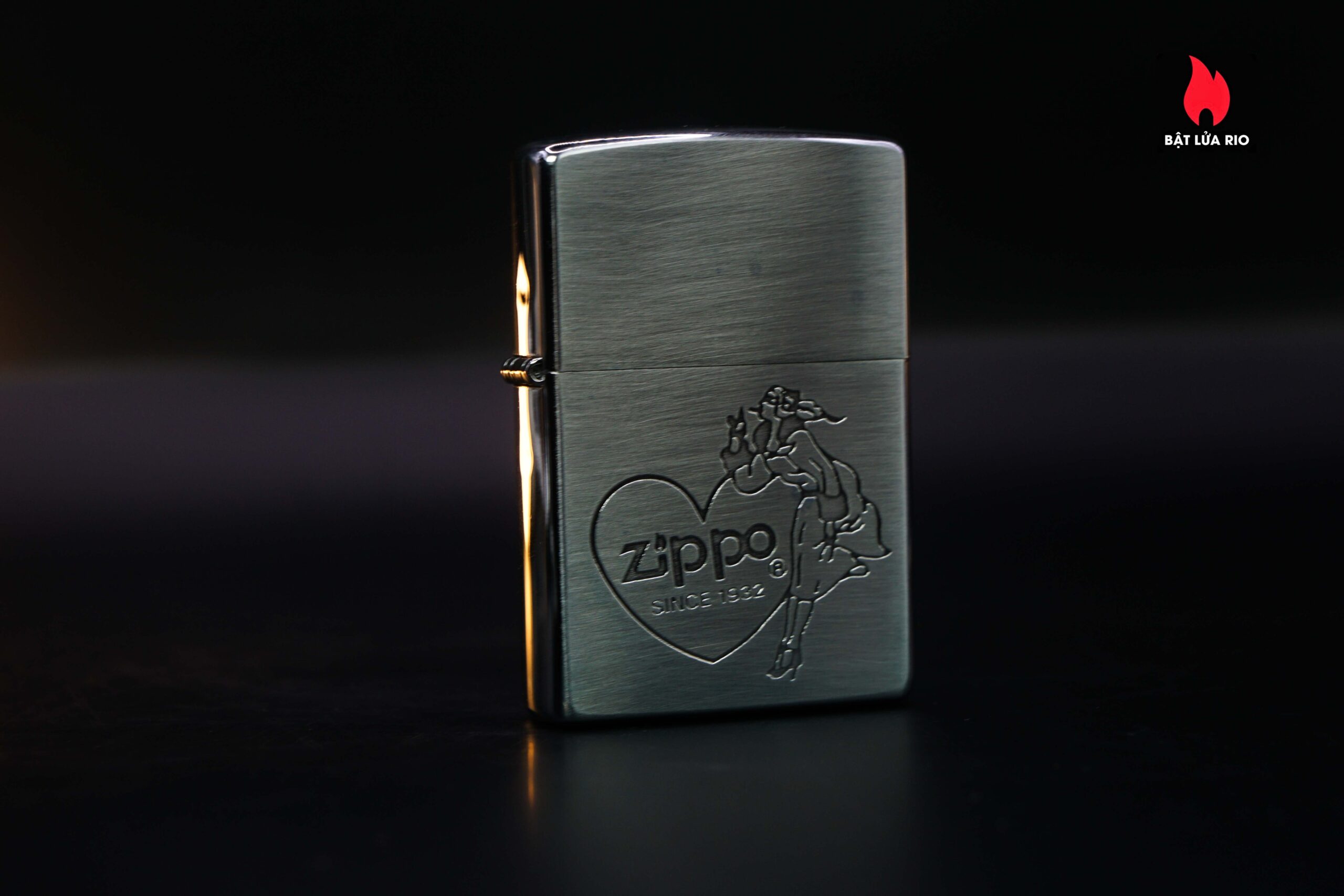 Zippo La Mã 1999 – Windy Girl 29 Zippo La Mã 1999 – Windy Girl 4