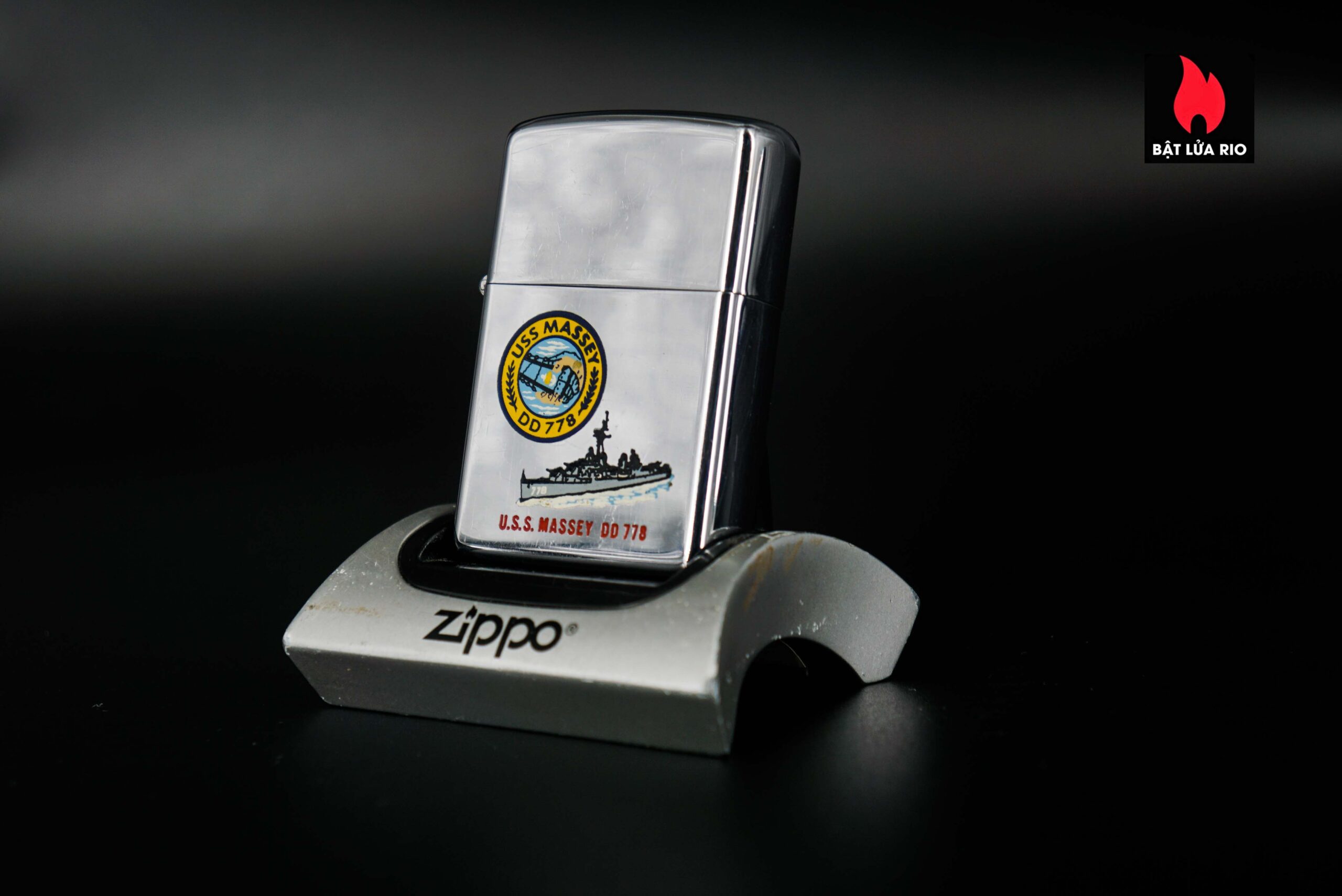 Zippo Xưa 1968 – Town & Country - Uss Massey DD-778 9 Zippo Xưa 1968 – Town & Country - Uss Massey DD-778 2