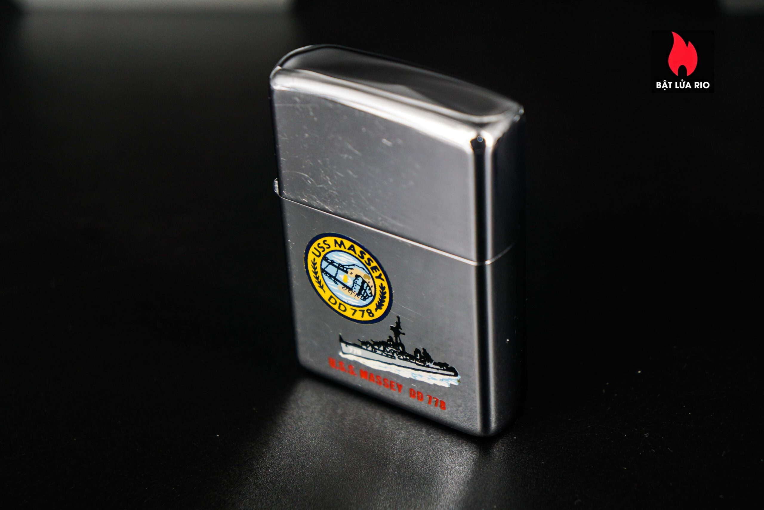 Zippo Xưa 1968 – Town & Country - Uss Massey DD-778 4 Zippo Xưa 1968 – Town & Country - Uss Massey DD-778 7