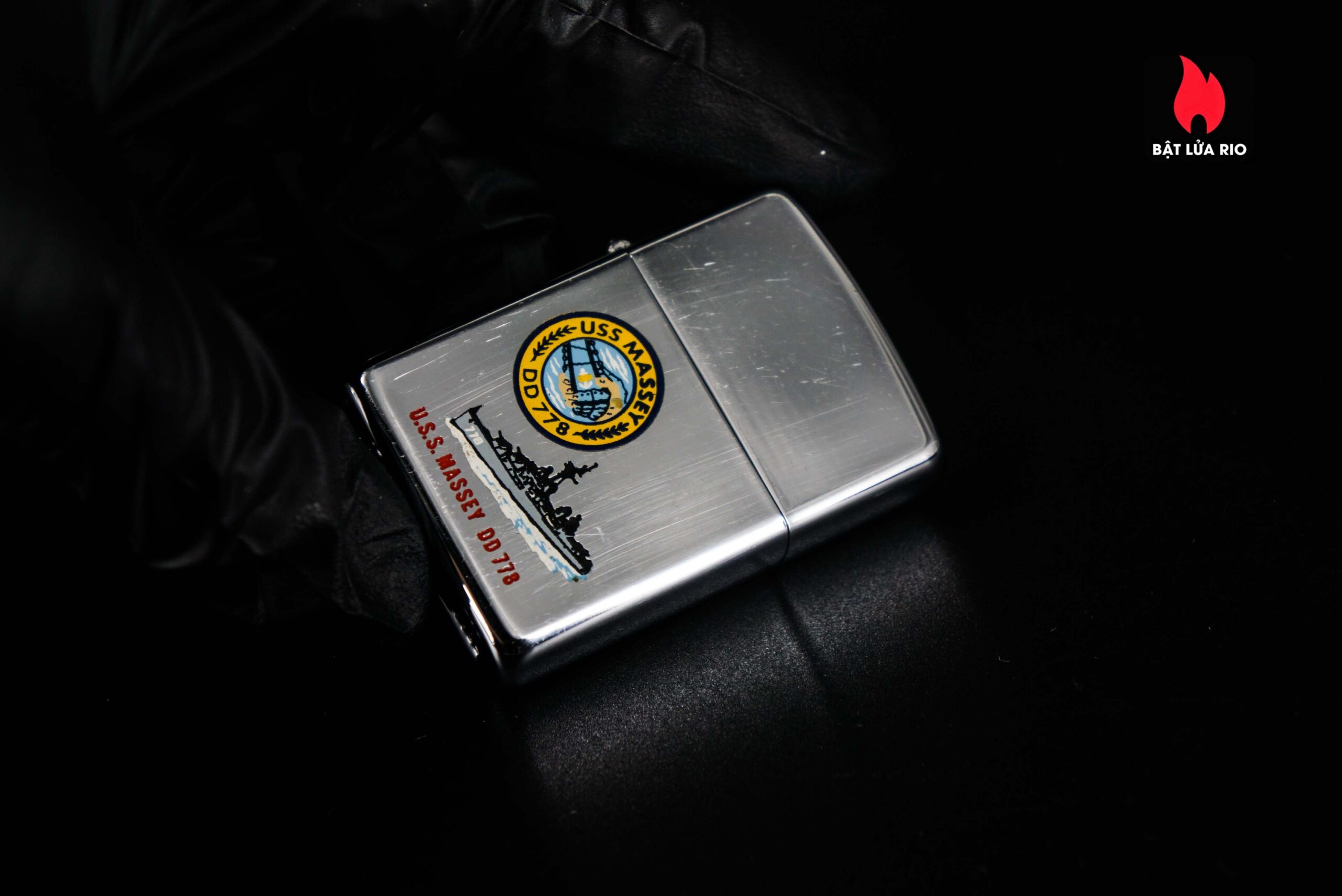 Zippo Xưa 1968 – Town & Country - Uss Massey DD-778 2 Zippo Xưa 1968 – Town & Country - Uss Massey DD-778 9