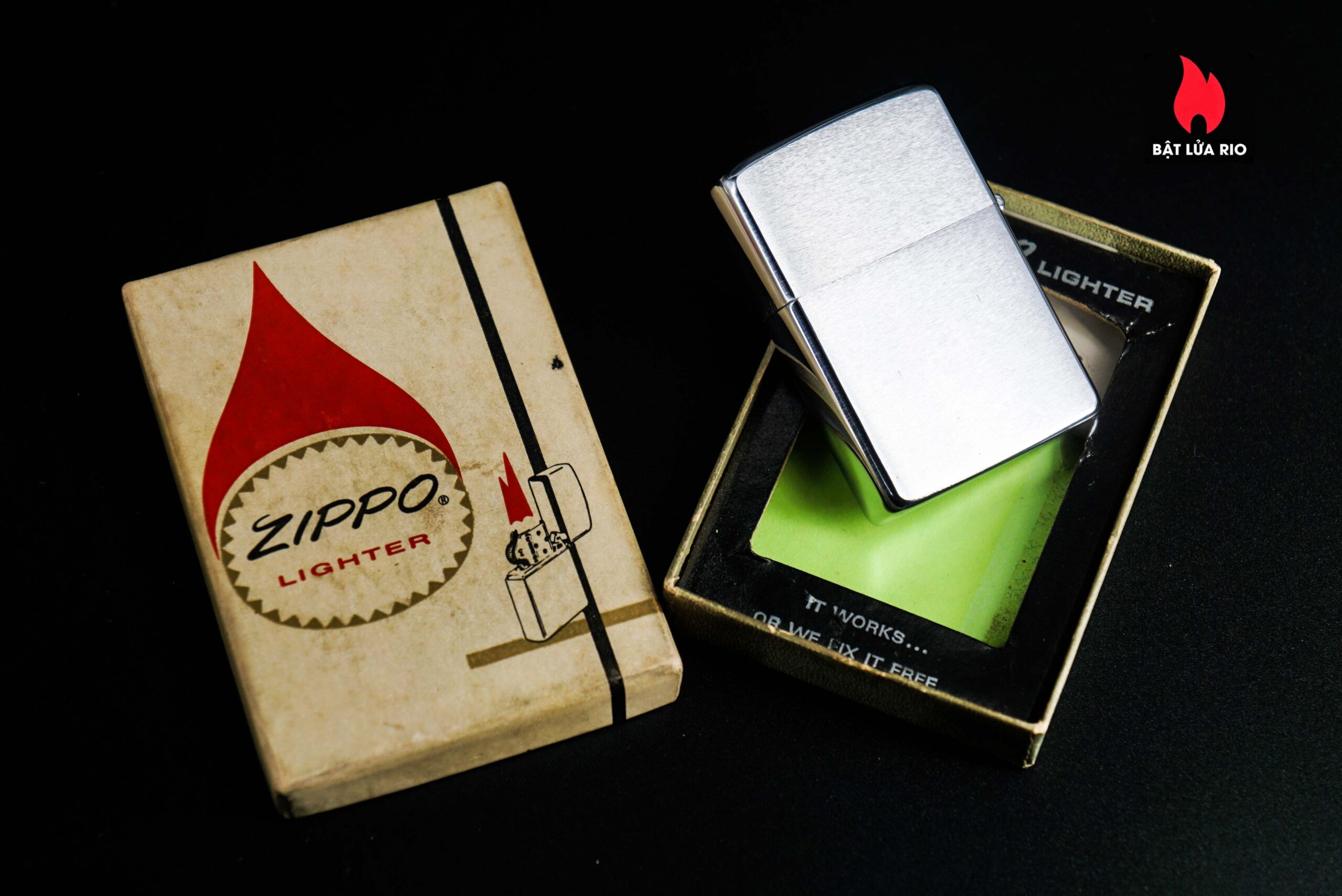 Zippo Xưa 1971 – Space And Misslle Test Center – Canton Phoenix Islands Samtec OL-I 29 Zippo Xưa 1971 – Space And Misslle Test Center 4