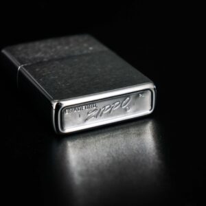 Zippo Xưa 1972 – University Of Arkansas Razorbacks 10