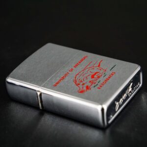 Zippo Xưa 1972 – University Of Arkansas Razorbacks 6