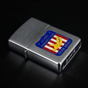 Zippo Xưa 1975 – U.S Army Parachute Team - Golden Knights 15 Zippo Xưa 1975 – U.S Army Parachute Team - Golden Knights 5