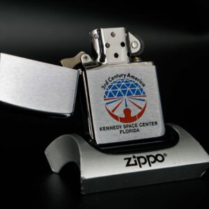 Zippo Xưa 1976 – 3rd Century America - Kennedy Space Center Florida 21 Zippo Xưa 1976 – 3rd Century America - Kennedy Space Center Florida 1