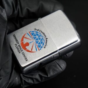 Zippo Xưa 1976 – 3rd Century America - Kennedy Space Center Florida 13 Zippo Xưa 1976 – 3rd Century America - Kennedy Space Center Florida 12