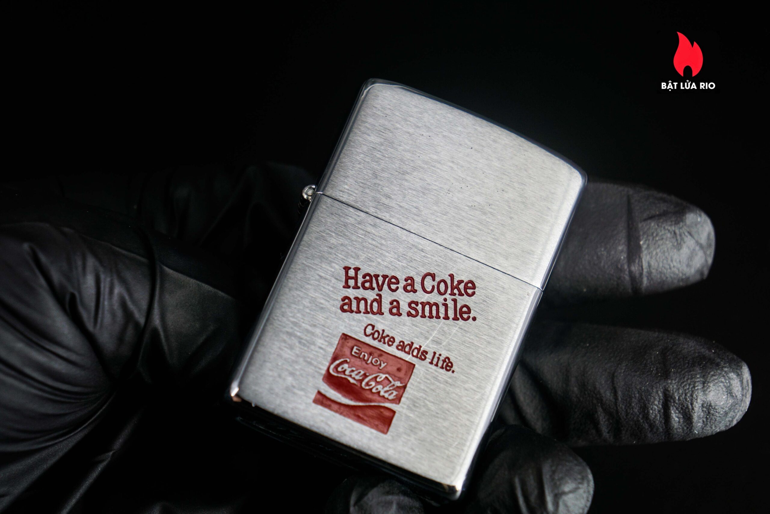 Zippo Xưa 1979 – Have a Coke and a Smile 29 Zippo Xưa 1979 – Have a Coke and a Smile 4
