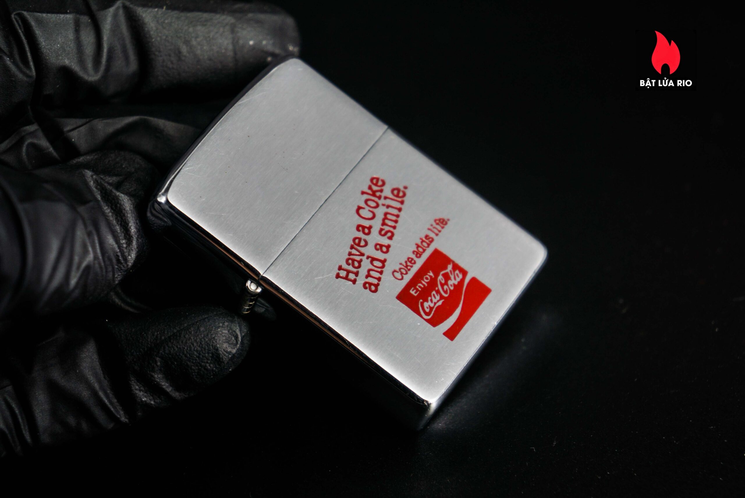 Zippo Xưa 1979 – Have a Coke and a Smile 27 Zippo Xưa 1979 – Have a Coke and a Smile 6