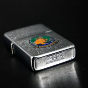 Zippo Xưa 1983 – Patron 8 17 Zippo Xưa 1983 – Patron 8 3