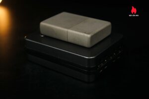 Hiếm – Zippo 2003 – #110 Solid Titanium 12