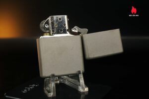 Hiếm – Zippo 2003 – #110 Solid Titanium 15