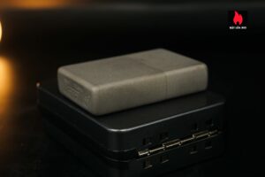 Hiếm – Zippo 2003 – #110 Solid Titanium 17