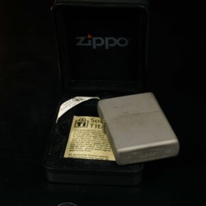 Hiếm – Zippo 2003 – #110 Solid Titanium 31