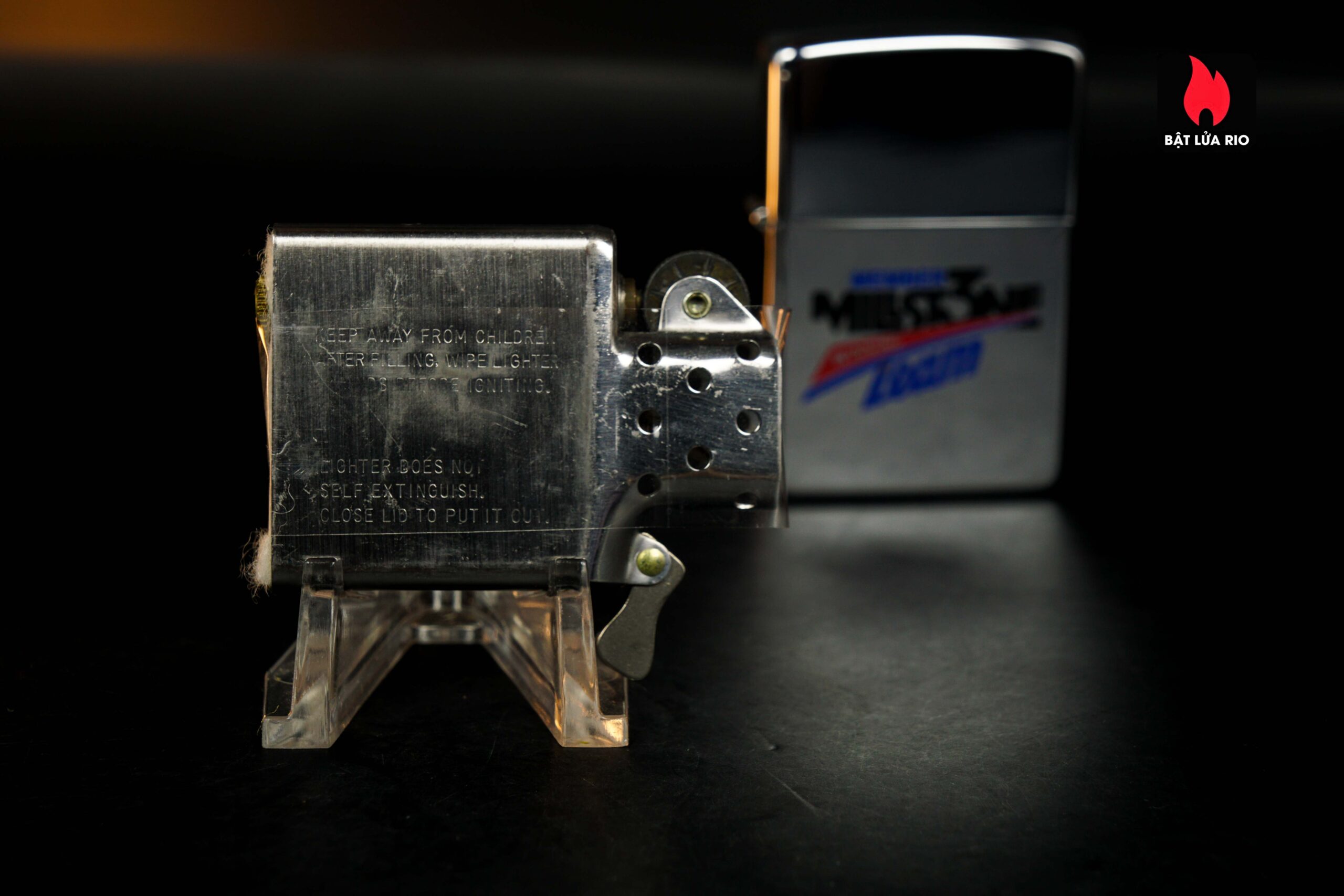 Zippo 1985 – Millstone Winning Team 26 Zippo 1985 – Millstone Winning Team 10